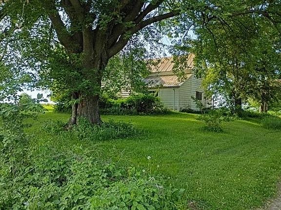 3rd image of W4181 Heintown Rd