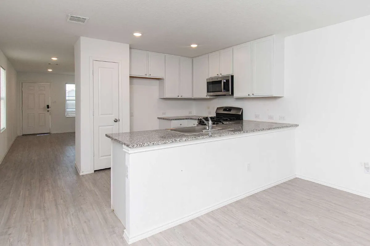 Building Photo - 5812 San Geronimo