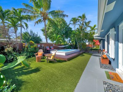 925 NE 40th Street, Oakland Park, FL, 33334