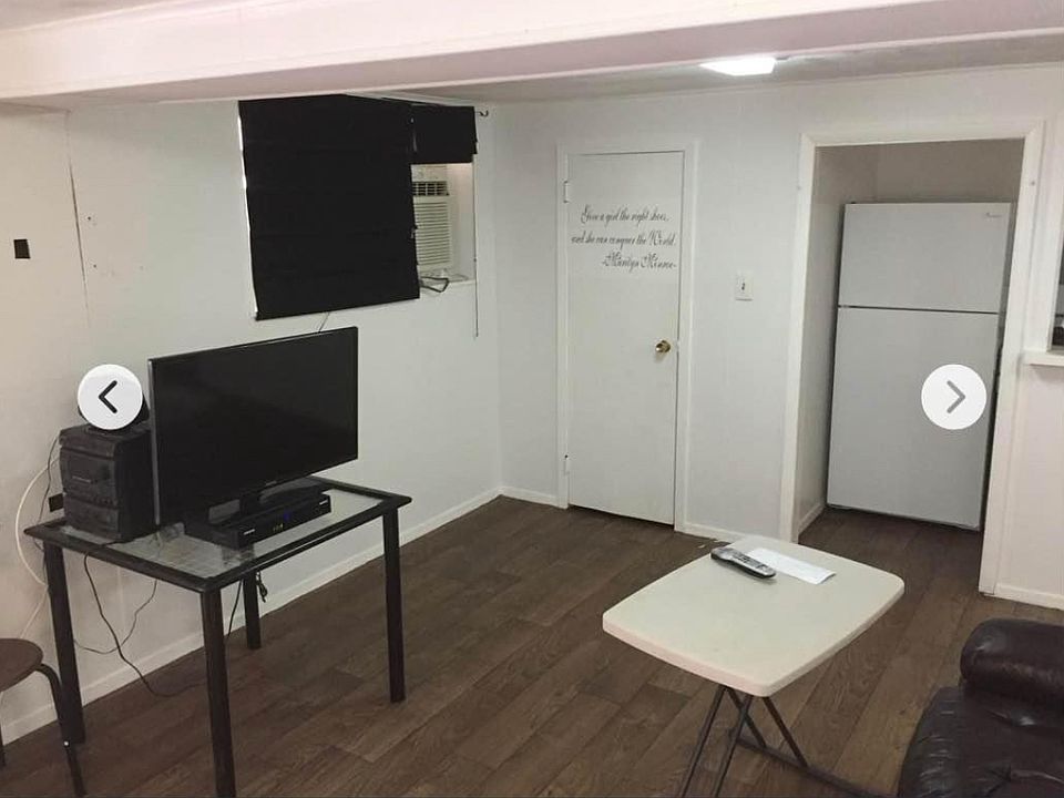 2nd image of 2752 E 63rd St #1