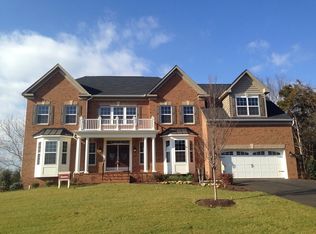 7751 Lions Gate Ct, Falls Church, VA 22043