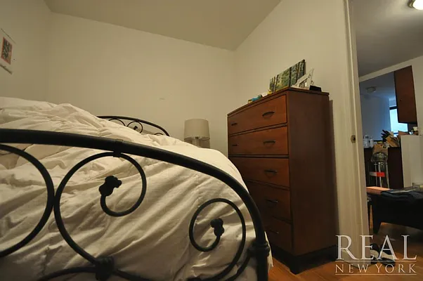 Rented by REAL New York | media 12