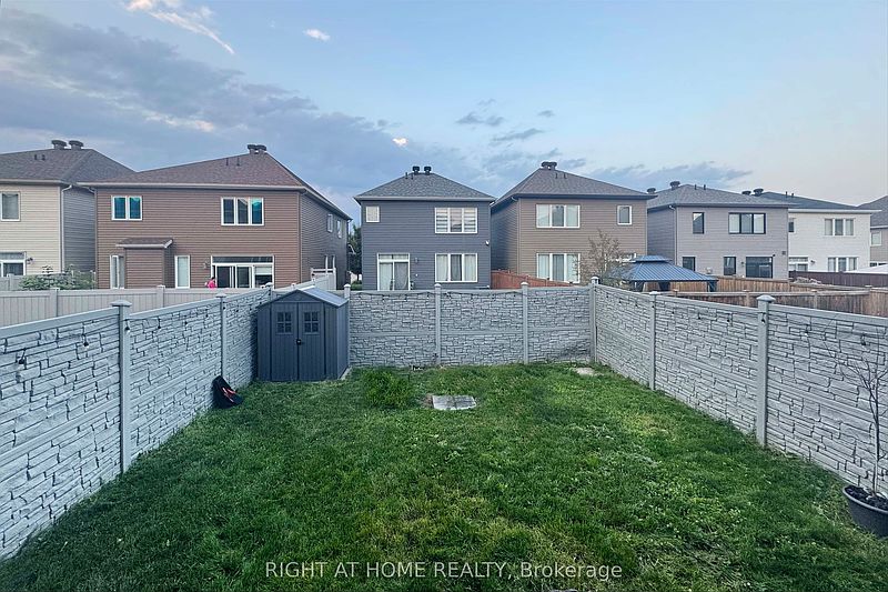 Ottawa House for rent - 3 Bedrooms — photo 25