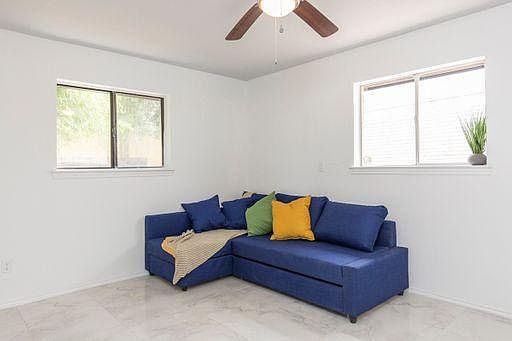 5th image of 1595 W Gastel Cir Unit 1