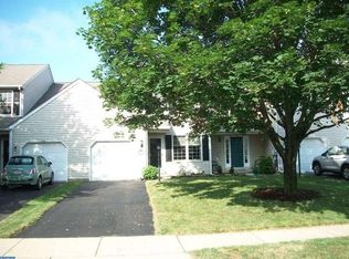 1105 Oxford Cir, Lansdale, PA 19446