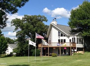 4-20 Grandview Dr, Lanark, IL 61046