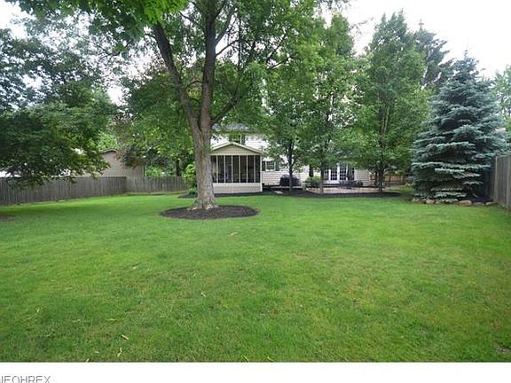 3rd image of 785 Forestview Dr