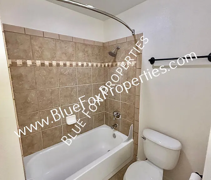 6490 N Tierra De Las Catalinas #90 — Photo 2