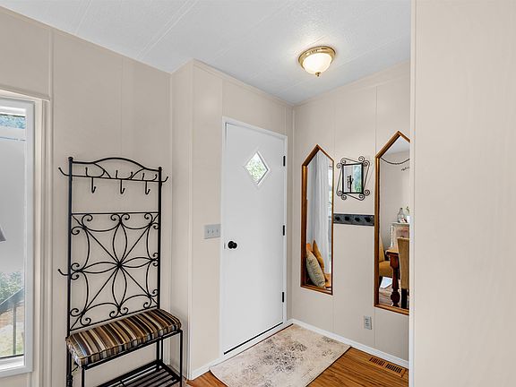 5th image of 45640 Watson Rd #76