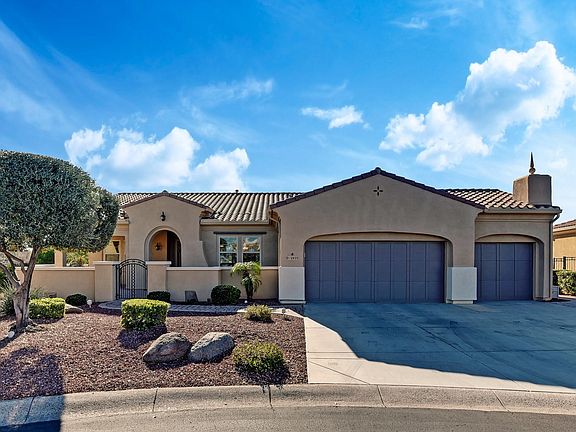 3 Car Garage!