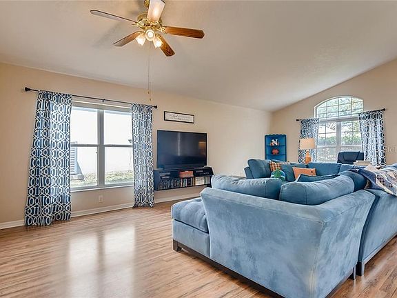 4th image of 17426 Summer Oak Ln