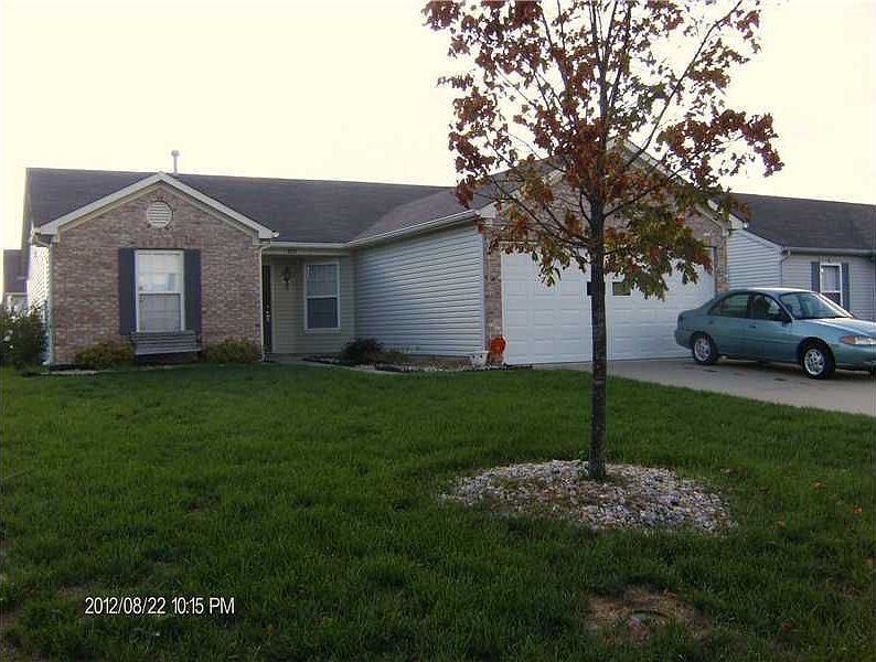 1st image of 872 Runnymede Dr