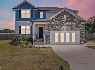 60 Olivia Crossing Ct, Four Oaks, NC 27524