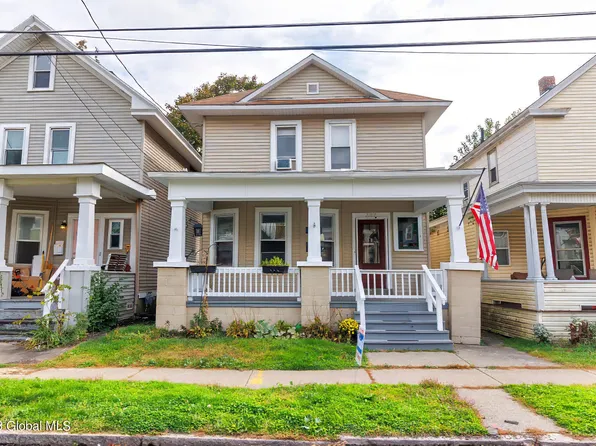 218 6th Avenue, Watervliet, NY 12189