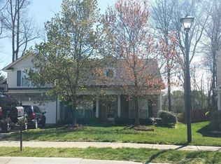 8224 Four Sisters Ln, Charlotte, NC 28215