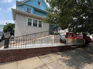 21 Danforth Ave, Jersey City, NJ 07305