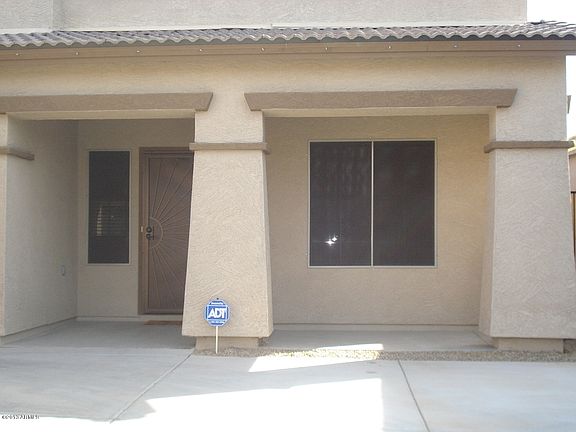 4th image of 1083 S Fresno St