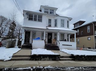 126-128 Waldo St, Holyoke, MA 01040