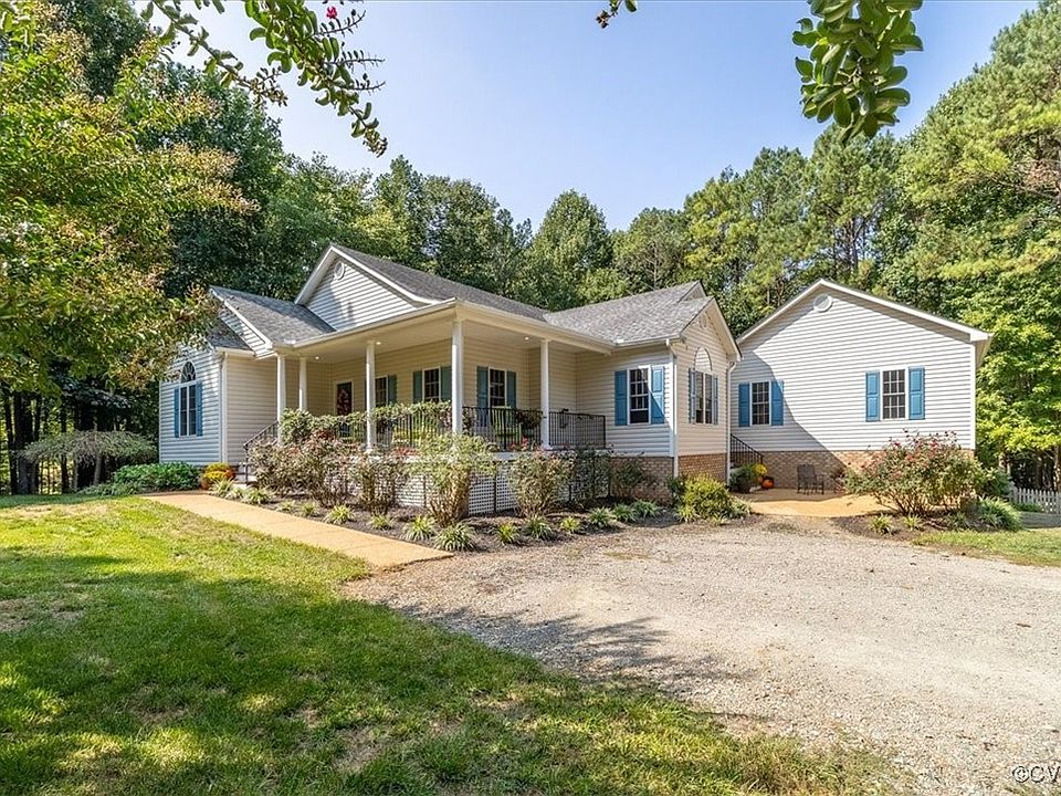 1st image of 3410 Lake Randolph Cir