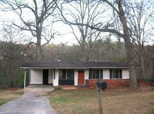 4142 Tara Dr, Forest Park, GA 30297