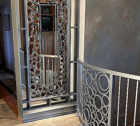 Lighted Mirror Entry Screen