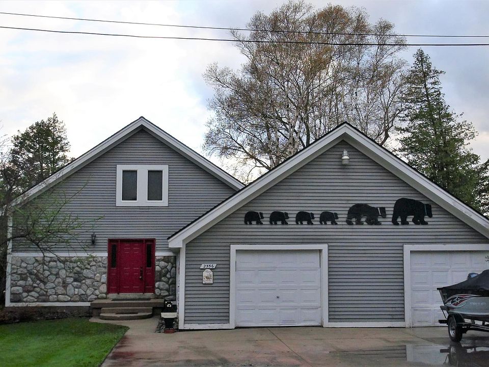 1st image of 2556 E Lake Shore Dr