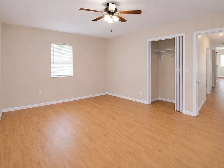 Bedroom #1