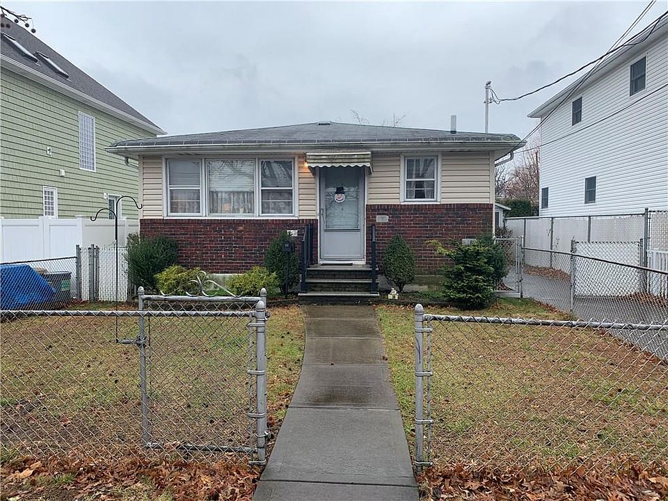 1st image of 38 Chesterton Ave