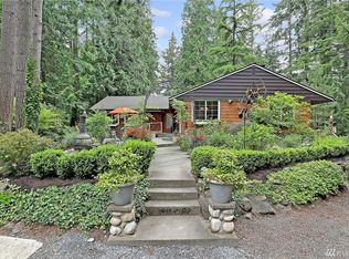 2331 NE Perkins Way Lake, Lake Forest Park, WA 98155