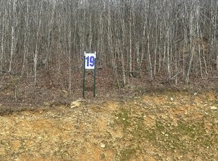 19 Sleepy Hollow Rd, East Bernstadt, KY 40729