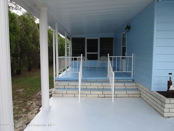 2nd image of 16221 Brookridge Blvd