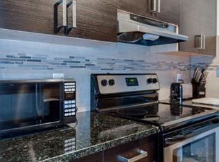 2141 Baseline Rd APT 4, Boulder, CO 80302