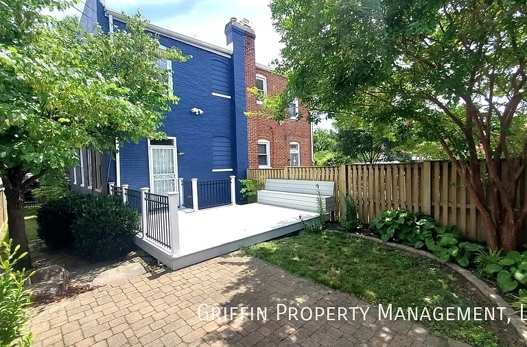 6302 7th St NW #1 — Photo 3