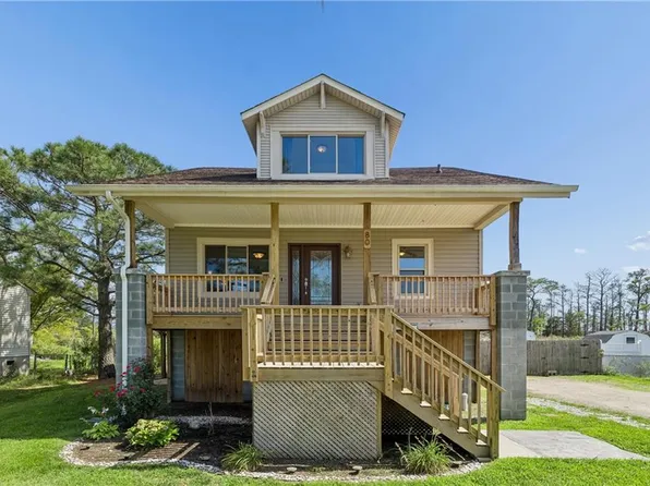 80 Messick Rd, Poquoson, VA 23662