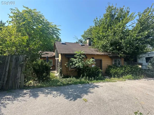 13110 Big Bend Rd, Saint Louis, MO 63122