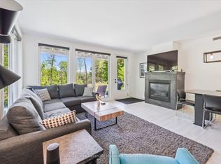 1 Tree Tops Ln #101, Huntsville, ON P1H 0B8