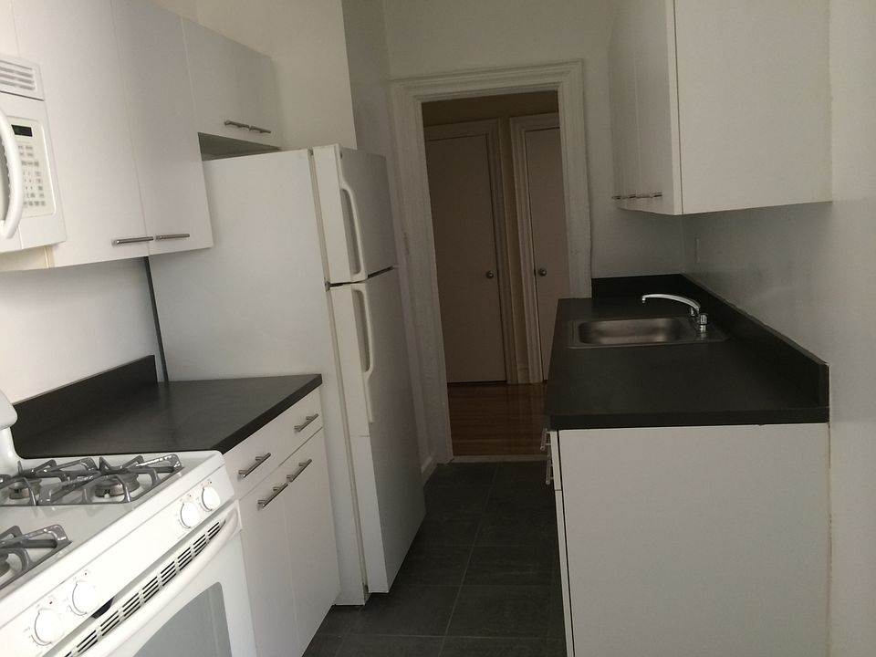 2nd image of 81-05 35 Ave #M