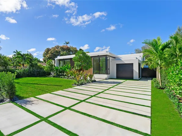 11636 NE 7th Ave, Biscayne Park, FL 33161