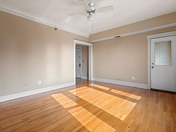 3rd image of 3705 N Sheffield Ave #3