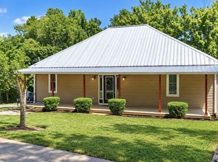 112 Humphries St, Charlotte, TN 37036