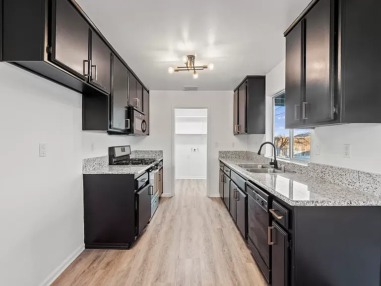 8560 Nipa Ave — Photo 6