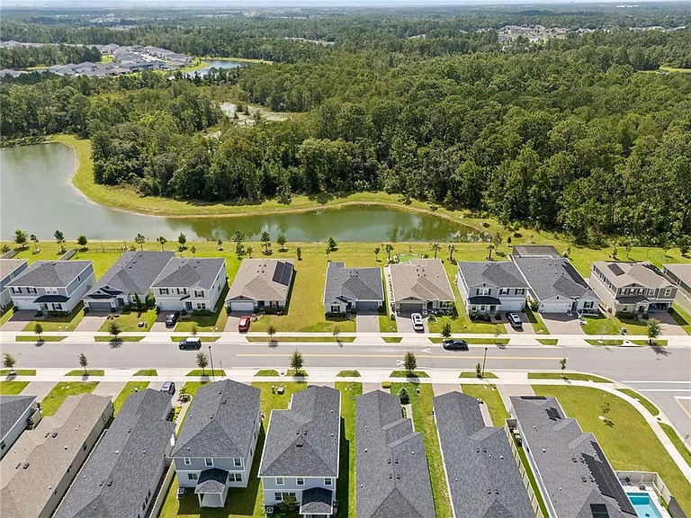 2892 Sanctuary Dr — Photo 22