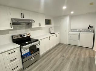 126 Roywood Dr, Toronto, ON M3A2E1