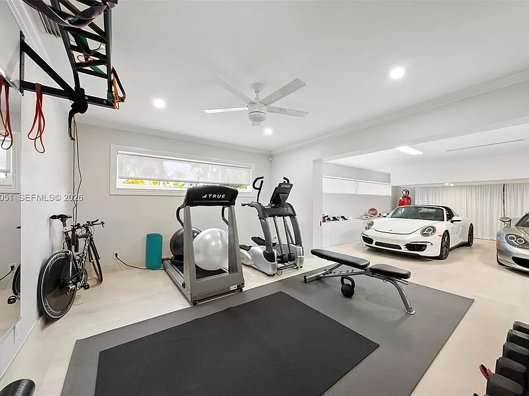 424 Alamanda Dr — Photo 28