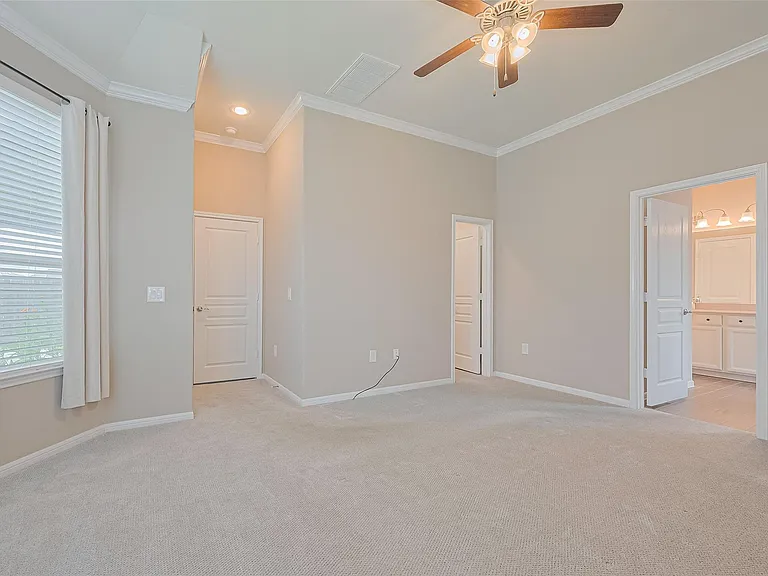 5327 Silver Ledge Dr — Photo 36