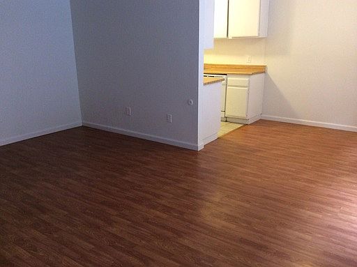 2nd image of 21910 Roscoe Blvd APT 105