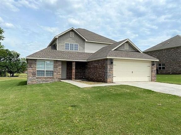 2nd image of 11724 Club House Pkwy