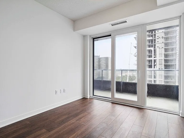 260 Malta Ave — Photo 29