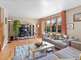 283 Boylston St APT E, Lowell, MA 01852