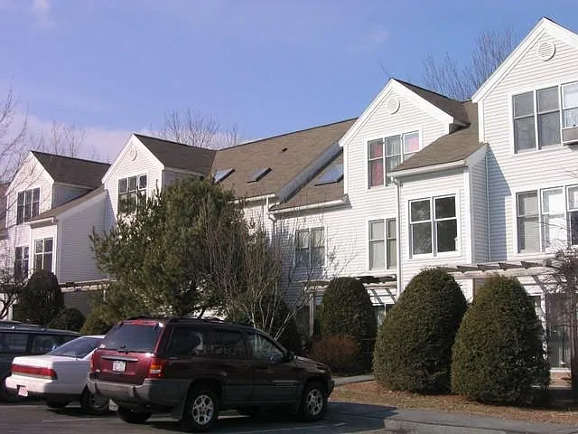 36 Salem Pl